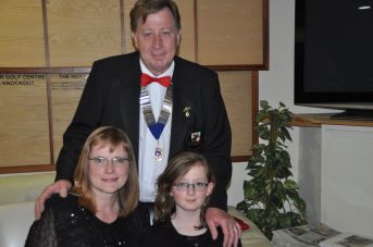 Lion President Dr Alan Benson with his wife Gabrielle and daughter Anya